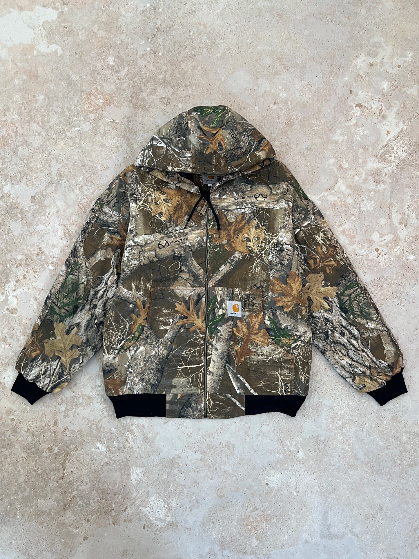Rework maskáčová bunda Carhartt s černým úpletem (L)